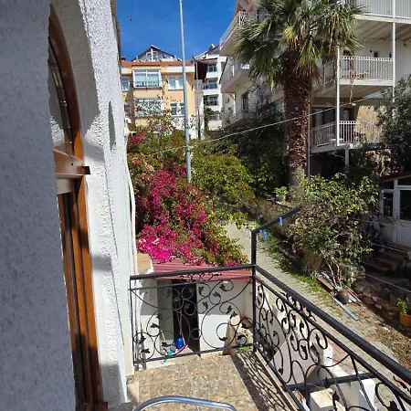 Homestay Paydos