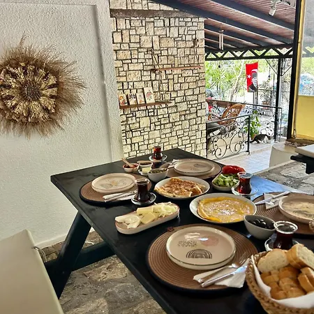 Homestay Paydos